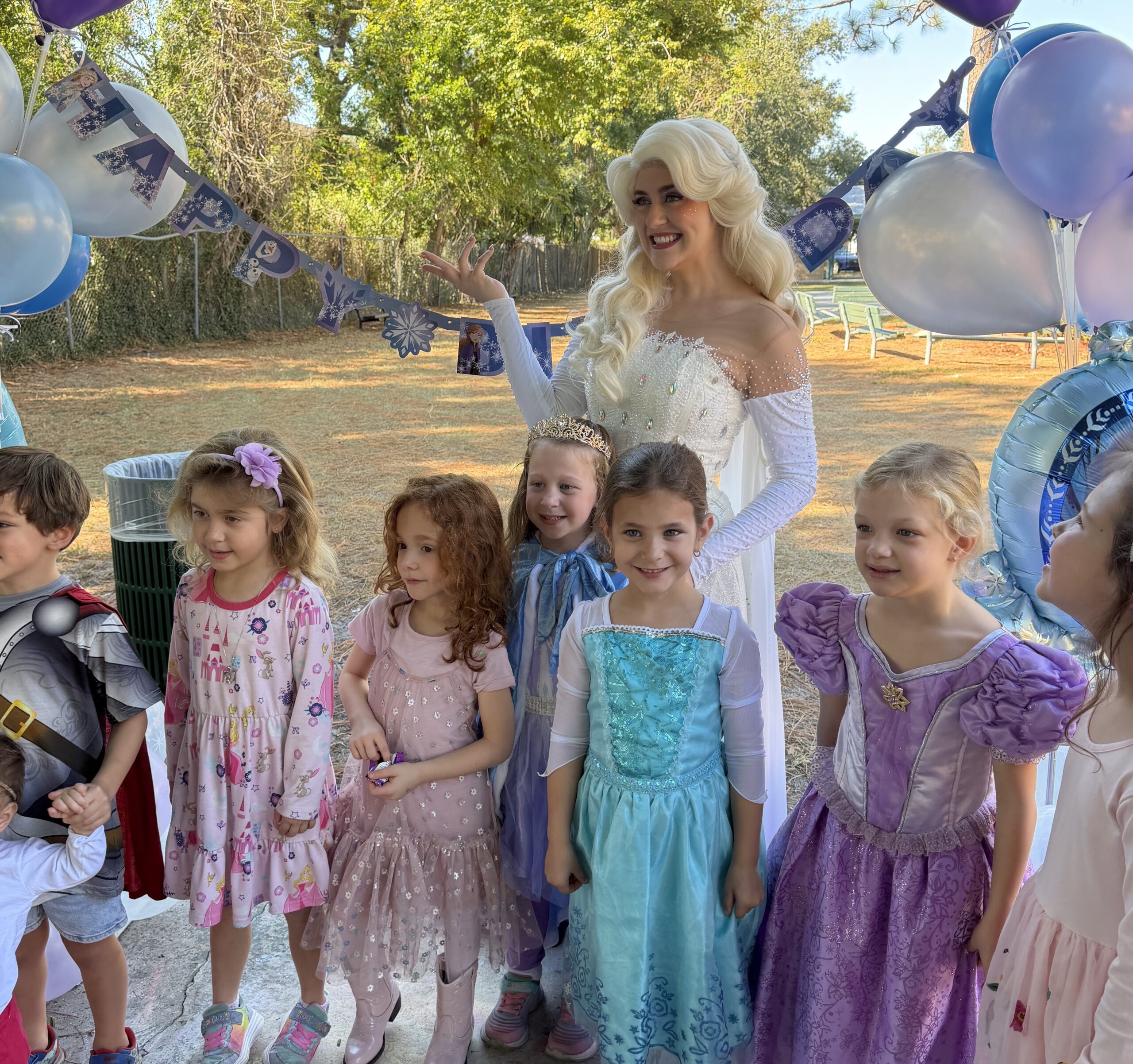 What Should I Look for in a Company That Offers Princess Party Entertainment in Tampa?